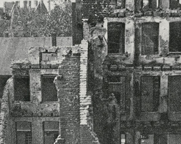 Zerstörtes Gebäude des Verlags 1943